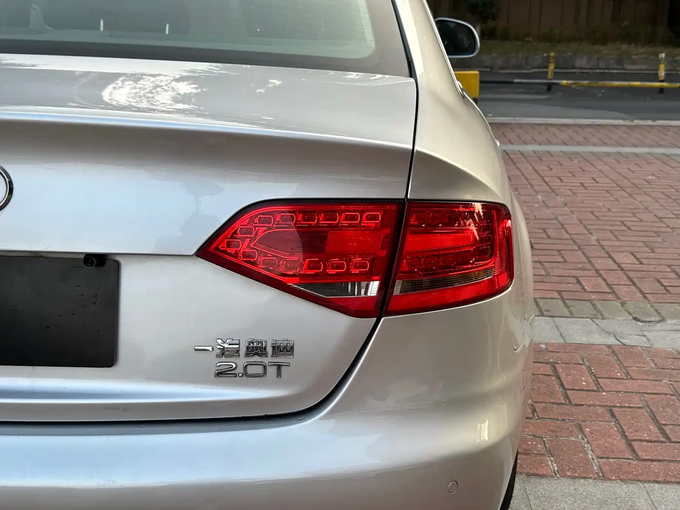 Audi A4L 2012 2.0 TFSI Auto Comfort фото 9