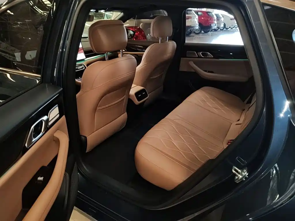 Geely Galaxy Galaxy A7 2025 EM-i фото 17