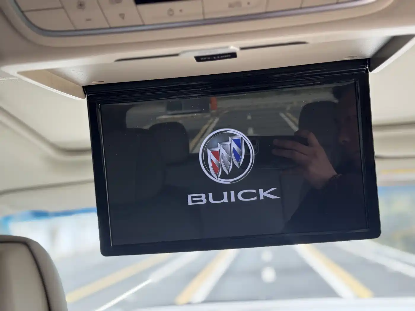 Buick GL8 2018 ES 28T Premium Type China VI фото 23