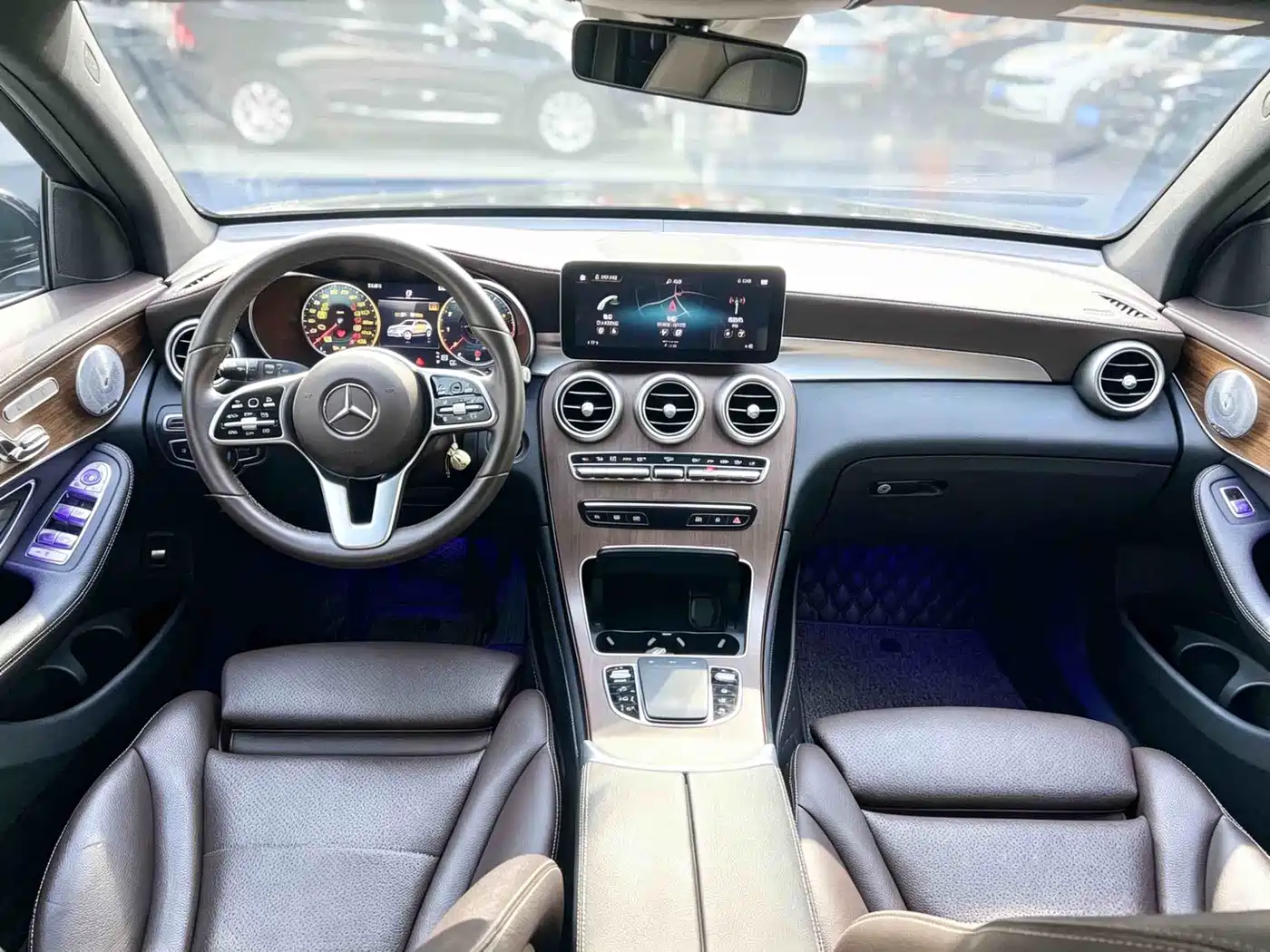 Mercedes-Benz GLC 2020 Facelift GLC 300 L 4MATIC Dynamic фото 6