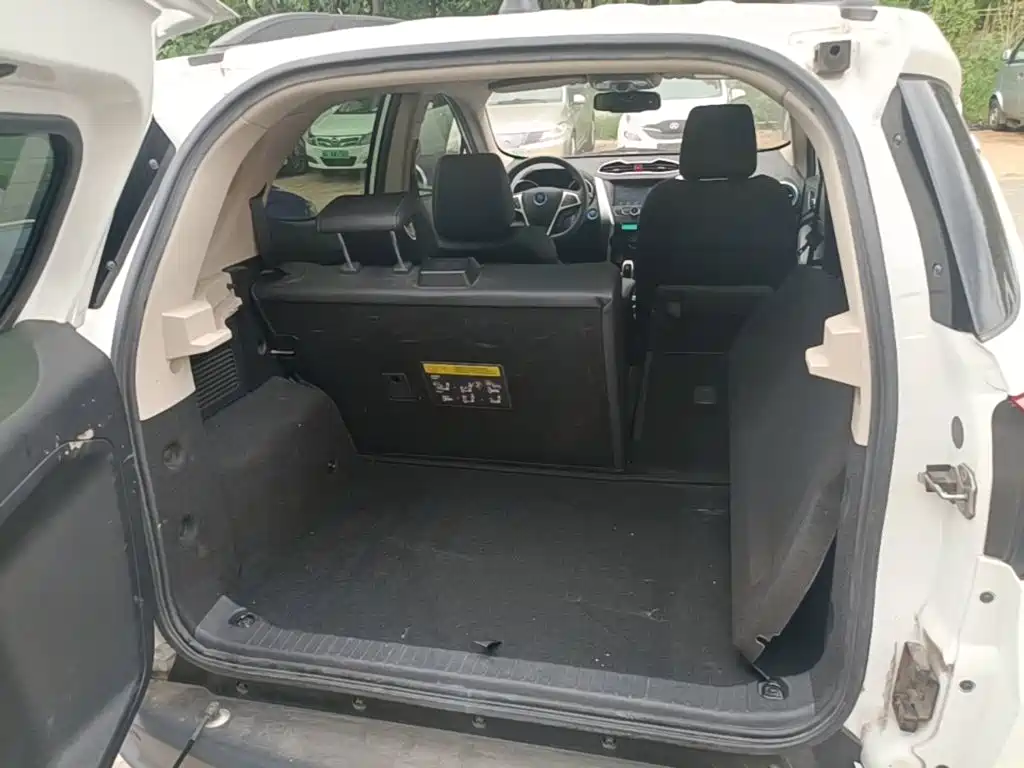 BYD Yuan New Energy 2019 2019 EV360 Smart Connect Premium Edition