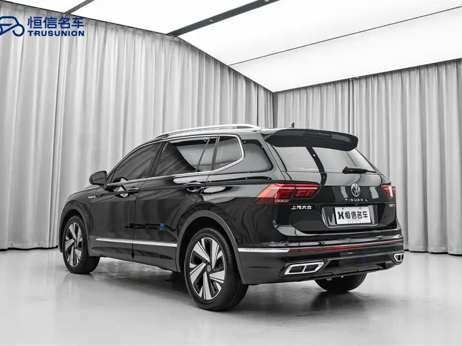 Volkswagen Tiguan L 2023 330TSI Auto 2WD R-Line Premium Edition фото 7
