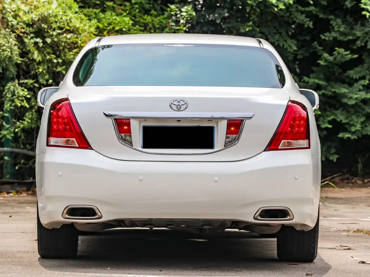 Фото 17 - Toyota Crown