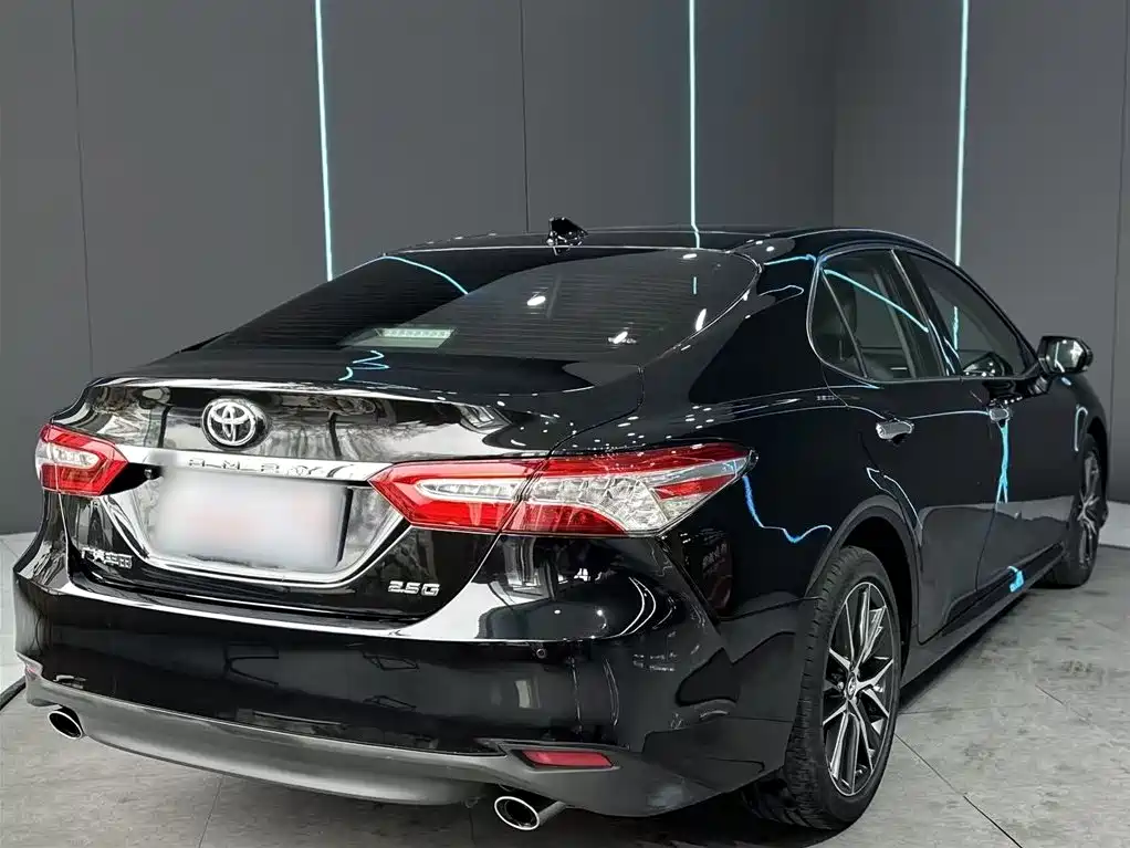 Toyota Camry 2021 2.5G Luxury Edition фото 24