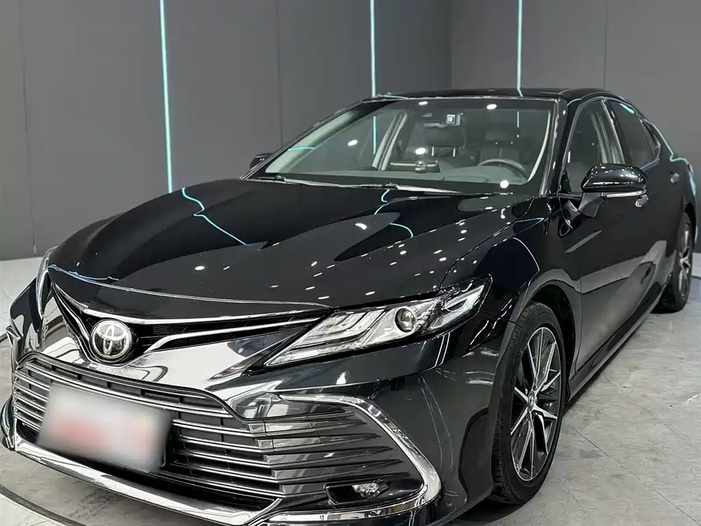 Toyota Camry 2021 2.5G Luxury Edition
