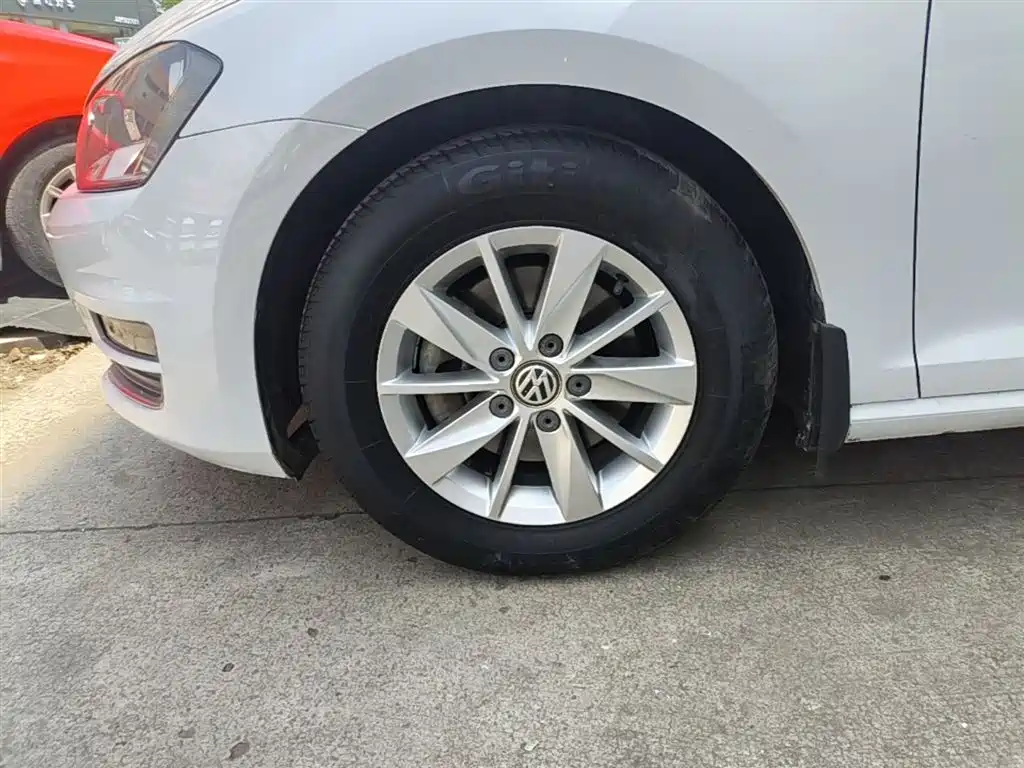 Volkswagen Golf 2015 1.6L Manual Fashion фото 23