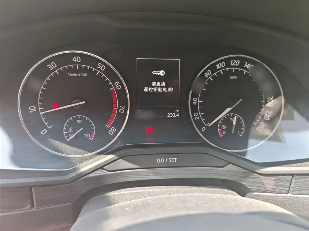 Škoda Superb 2016 TSI330 DSG Smart Edition фото 4