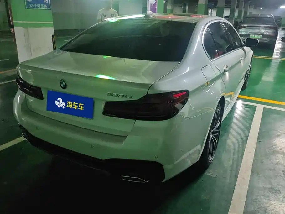 BMW 5 Series 2023 530Li Leading M Sport Package фото 3