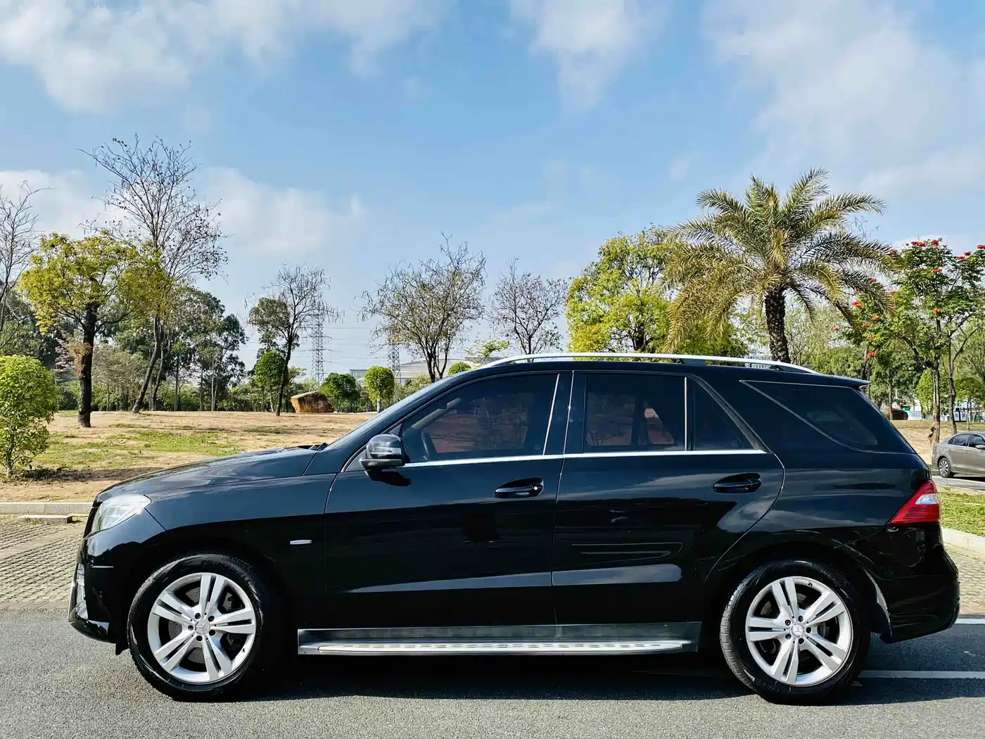 Mercedes-Benz M-Class 2012 Model ML 350 Dynamic фото 4