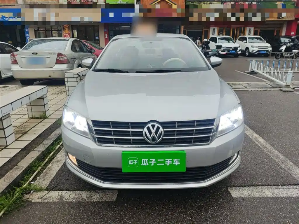 Volkswagen Lavida 2013 Facelift Classic 1.6L Automatic Comfort фото 3