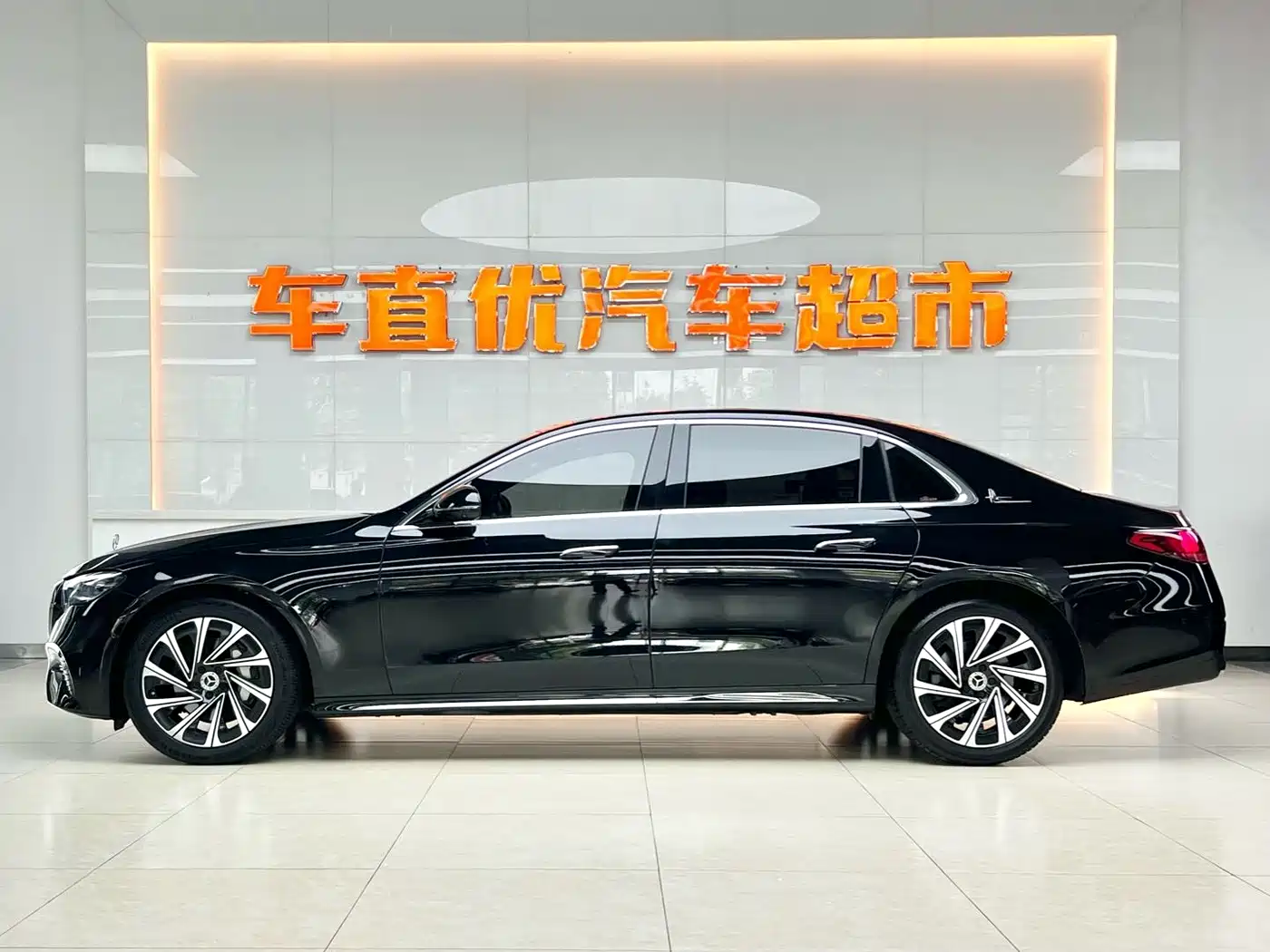 Mercedes-Benz E-Class 2024 Model E 300 L Luxury фото 4