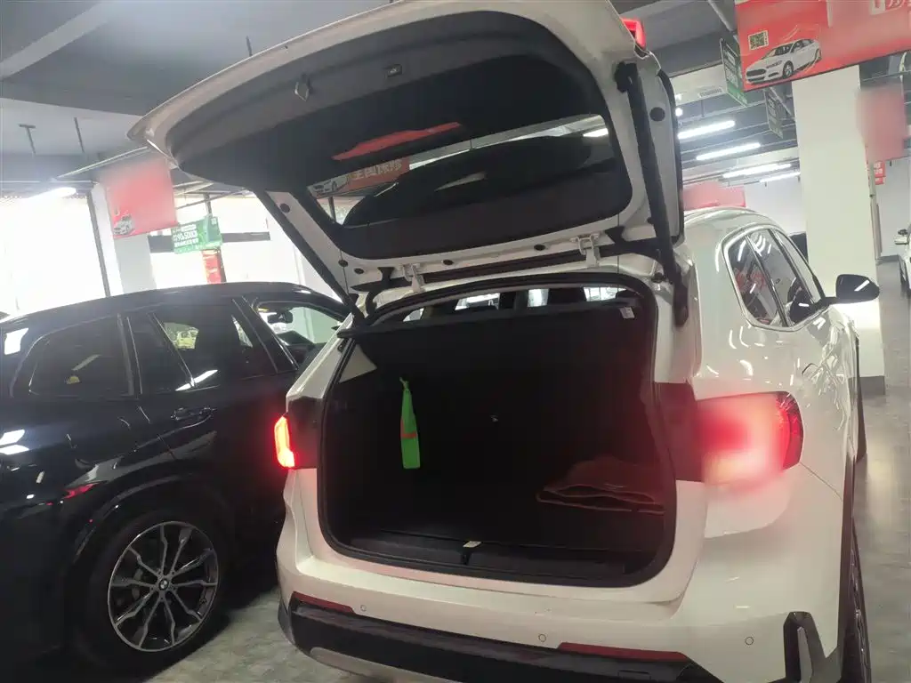 BMW X1 2024 sDrive25Li X Design Package фото 19