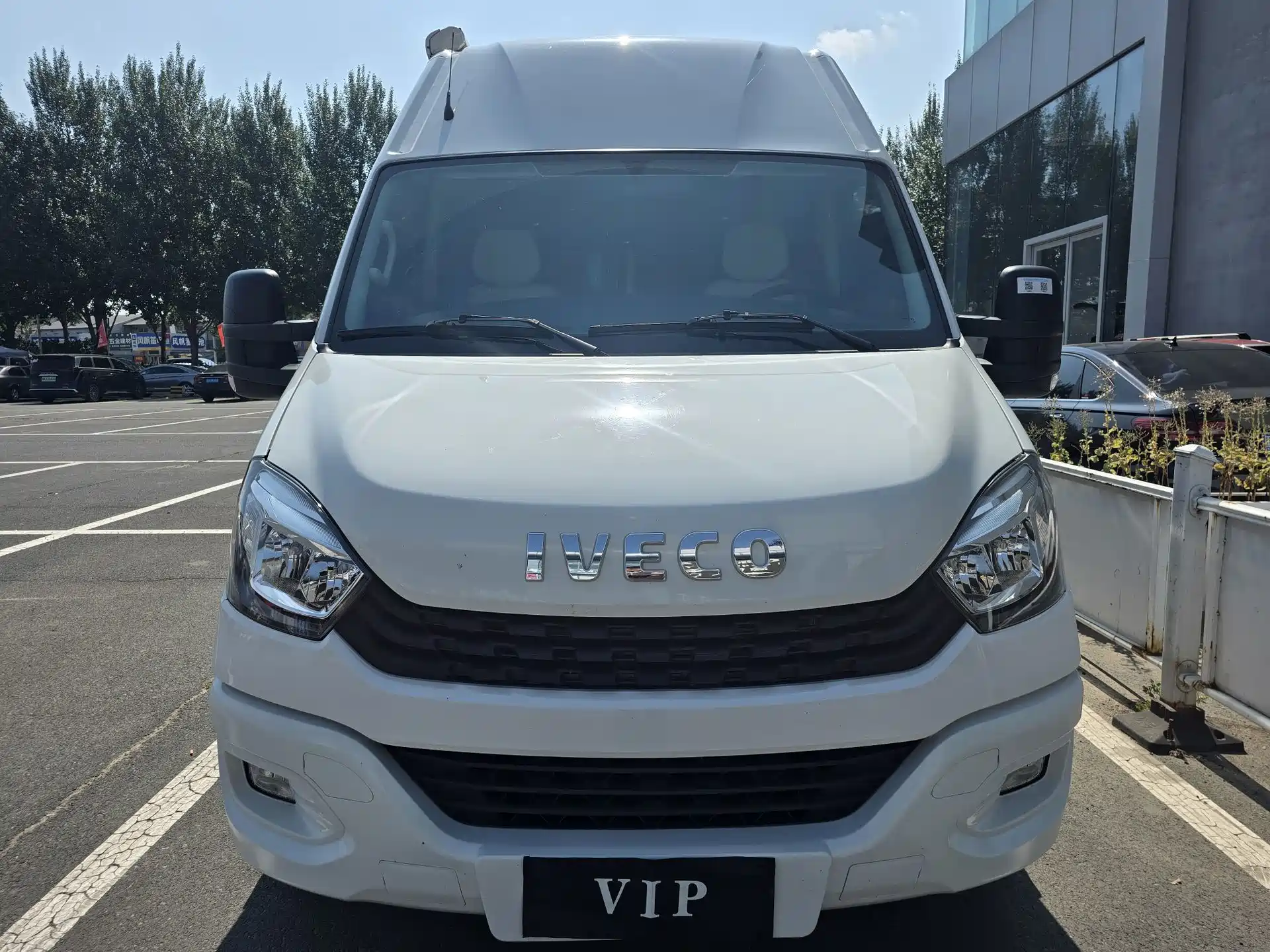 Photo 2 - Iveco Daily