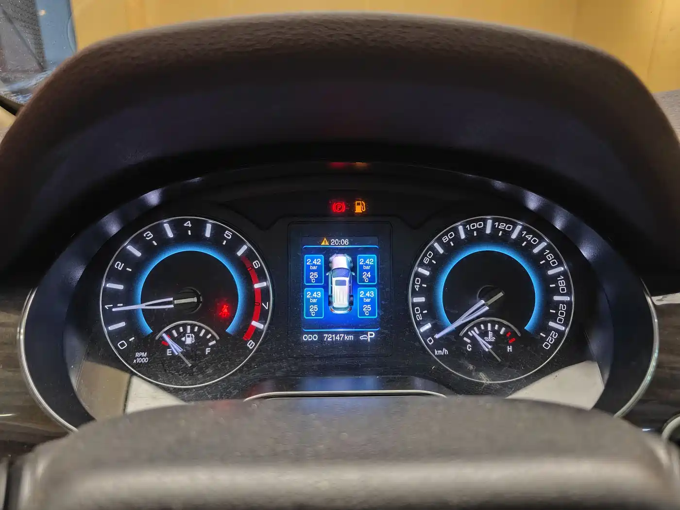 Haval H2 2015 1.5T Automatic 2WD Premium Edition фото 33