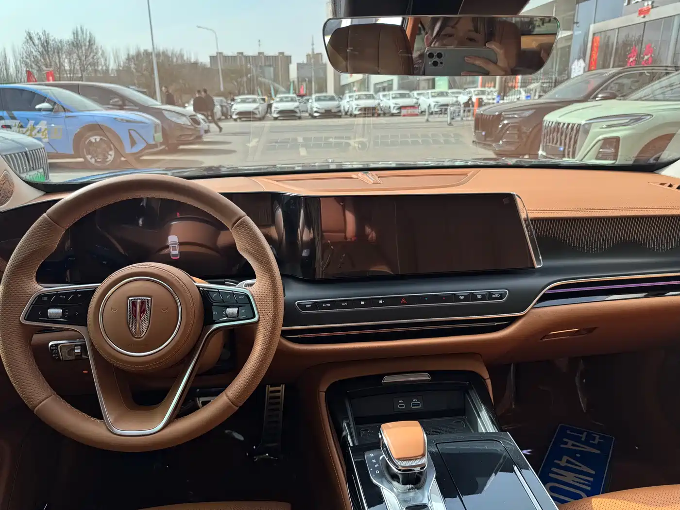 Hongqi H9 2025 Facelift 2.0T 2WD Flagship Luxury Business Edition 5-seater фото 10