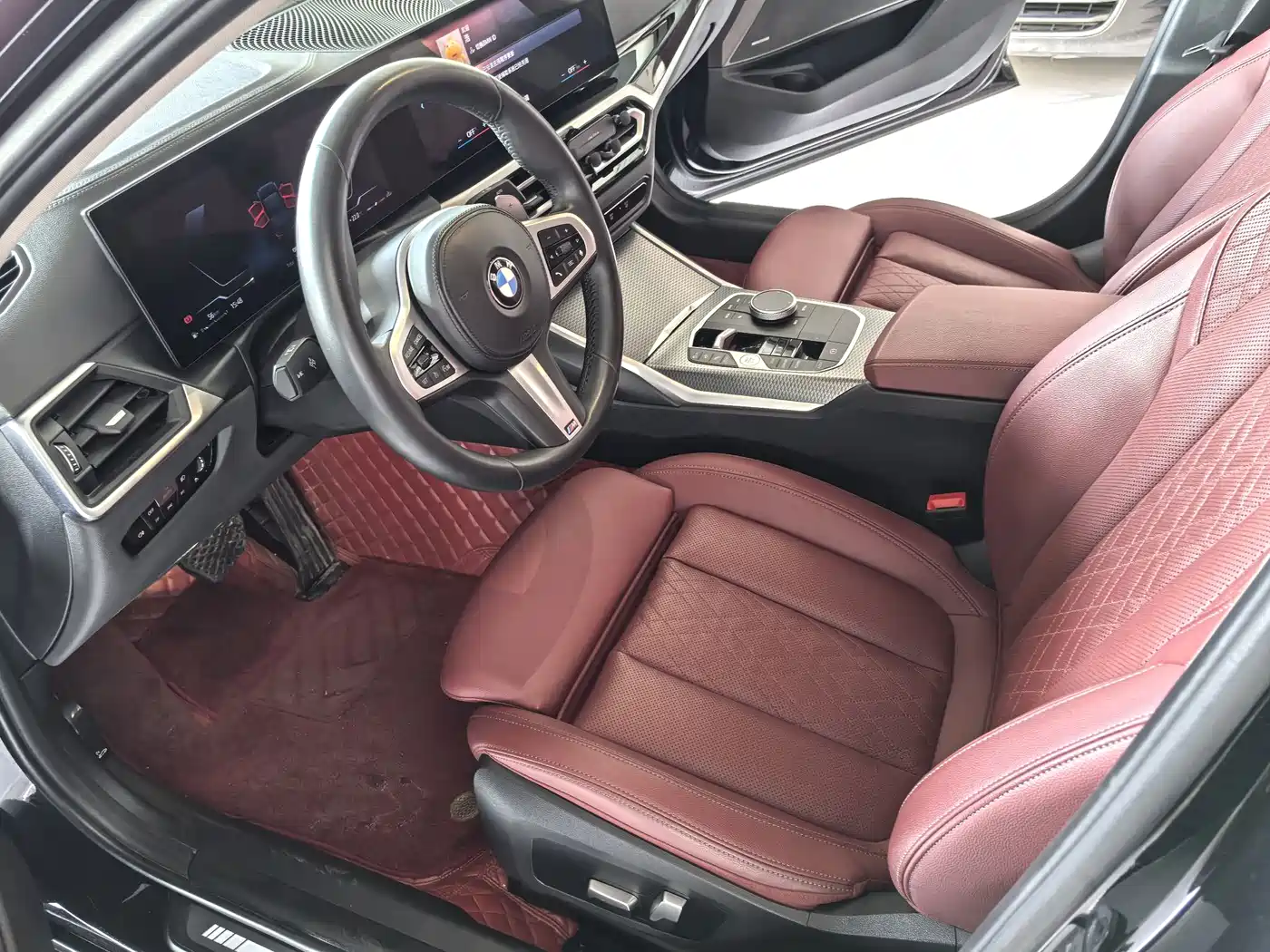 BMW 3 Series 2023 325Li M Sport Black Night Package фото 4