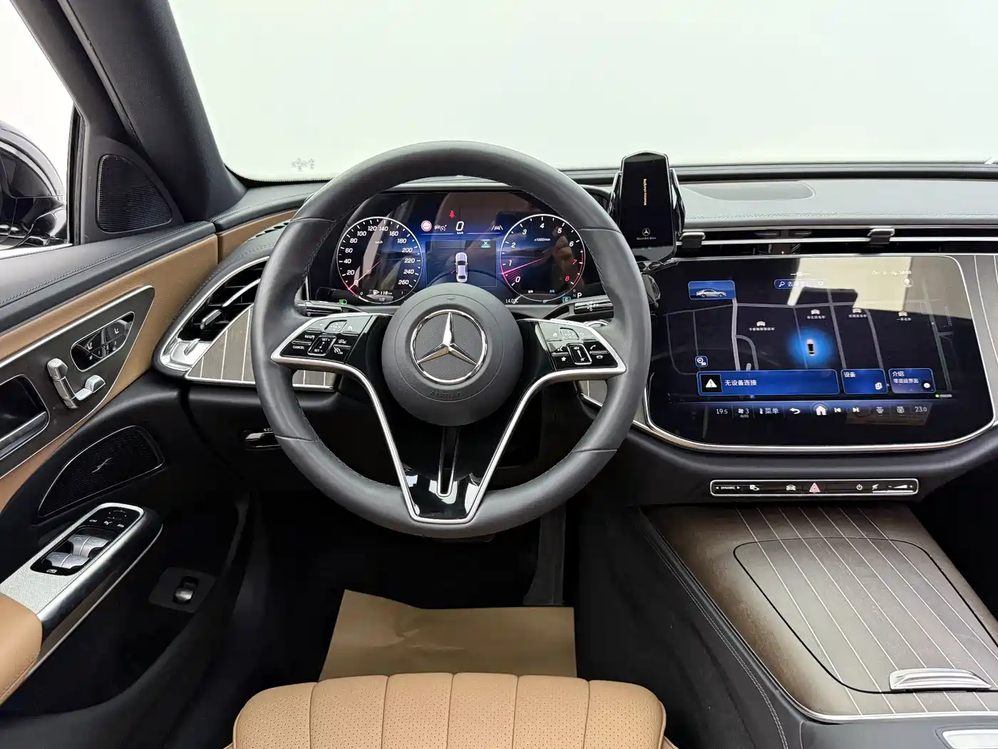 Mercedes-Benz E-Class 2024 E 300 L Fashion фото 19