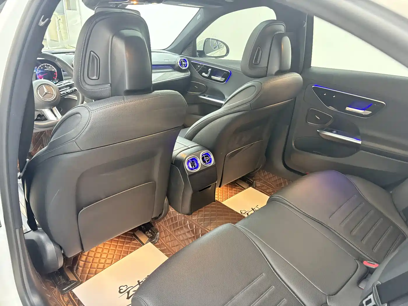 Mercedes-Benz C-Class 2023 Facelift C 200 L Sport Edition фото 10