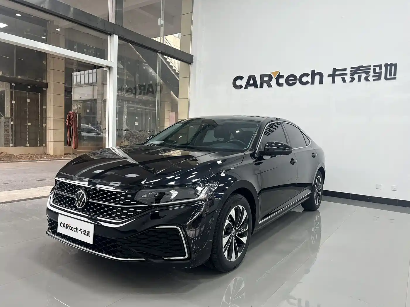 Volkswagen Passat 2023 330TSI Starlight Elite Edition