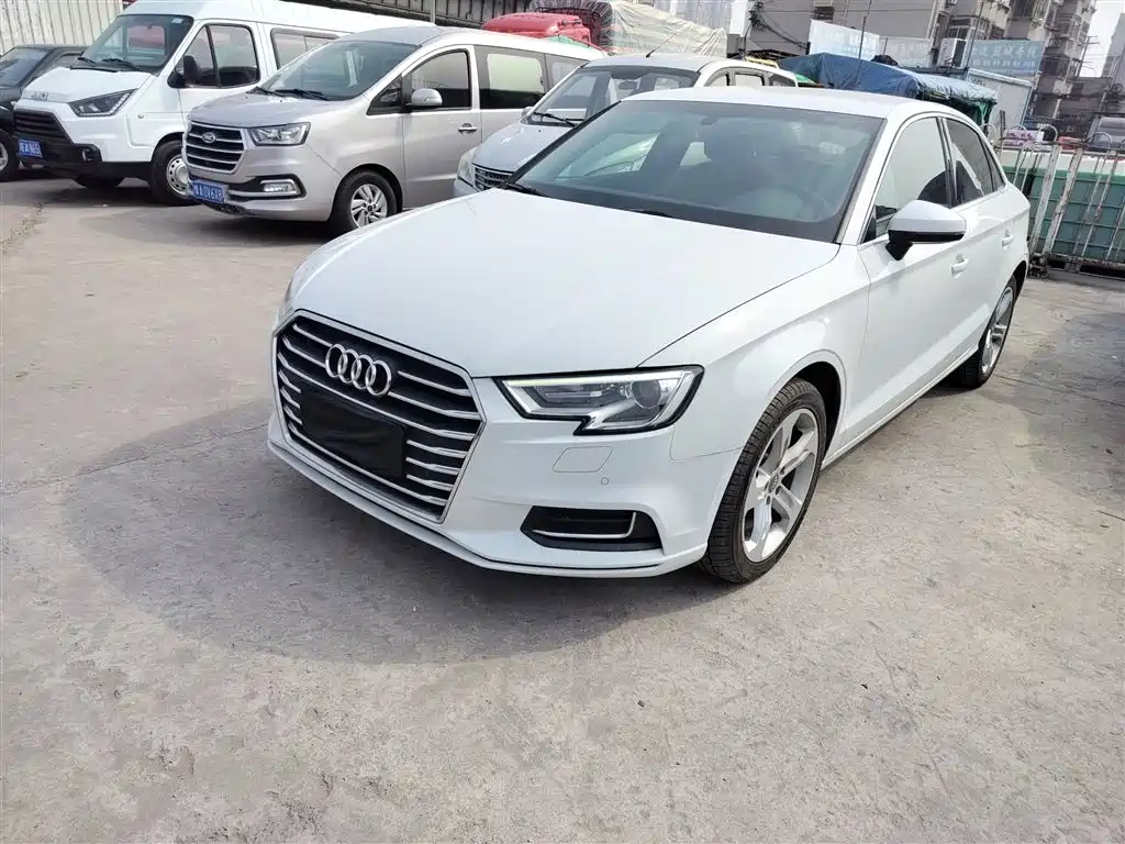 Audi A3 2019 Limousine 35 TFSI Progressive China VI фото 18