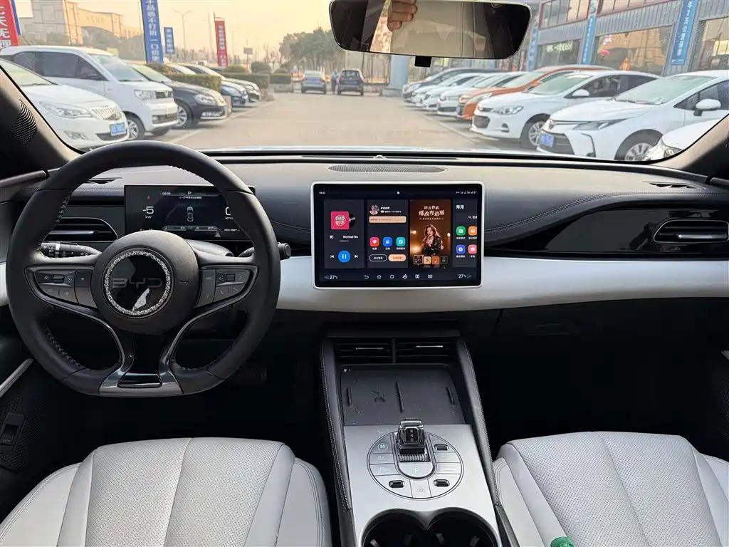 BYD SEAL 06 NEW ENERGY