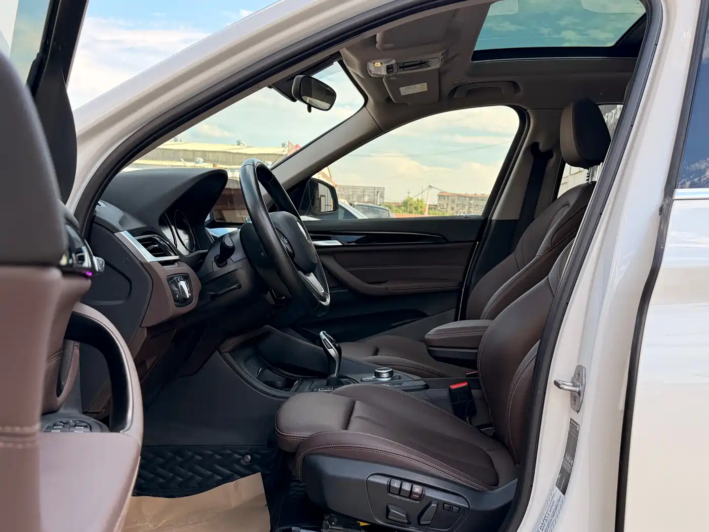 BMW X1 2020 sDrive25Li Leading Model фото 11