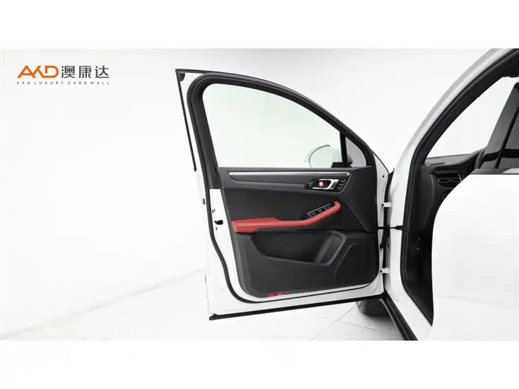 Porsche Macan 2021 Macan 2.0T фото 10