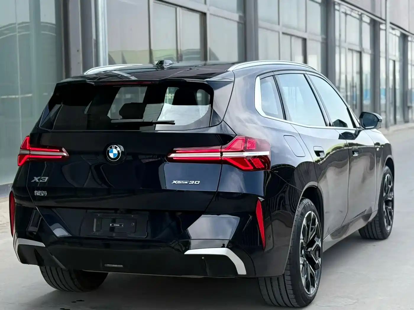 BMW X3 2025 xDrive30L Premium M Sport Package фото 6