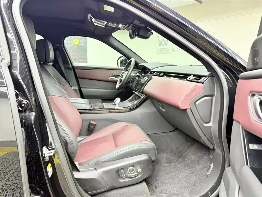 Land Rover Range Rover Velar 2025 Dynamic HSE фото 5