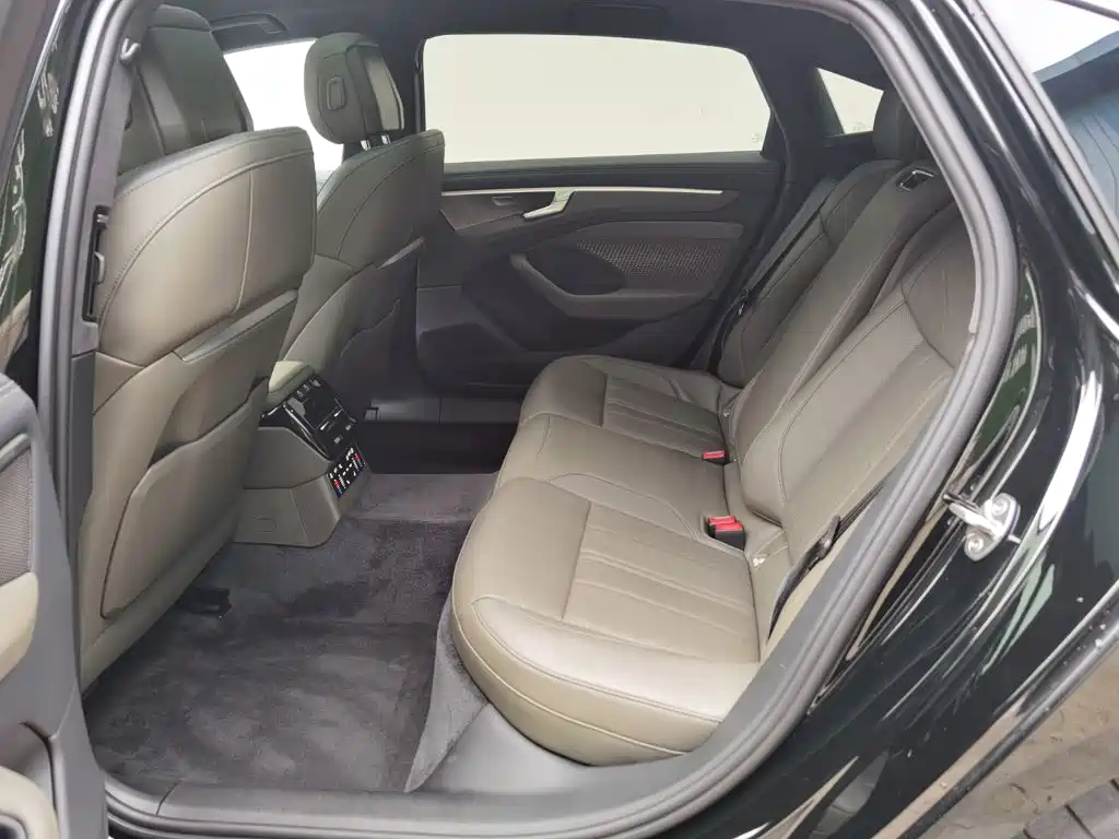 Audi A6L 2026 2026 Model 2.0T High Power Sport Edition
