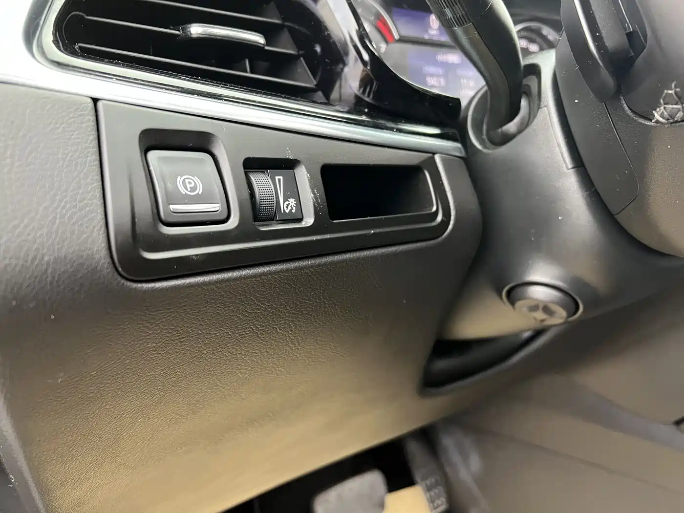 Cadillac XT6 2022 2.0T 7-Seater AWD Luxury Standard Edition фото 10