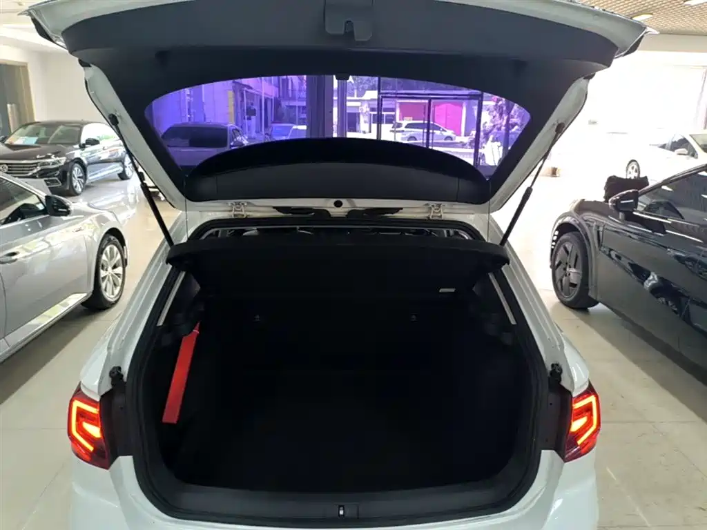 Volkswagen C-TREK 2018 1.5L Automatic Comfort фото 19