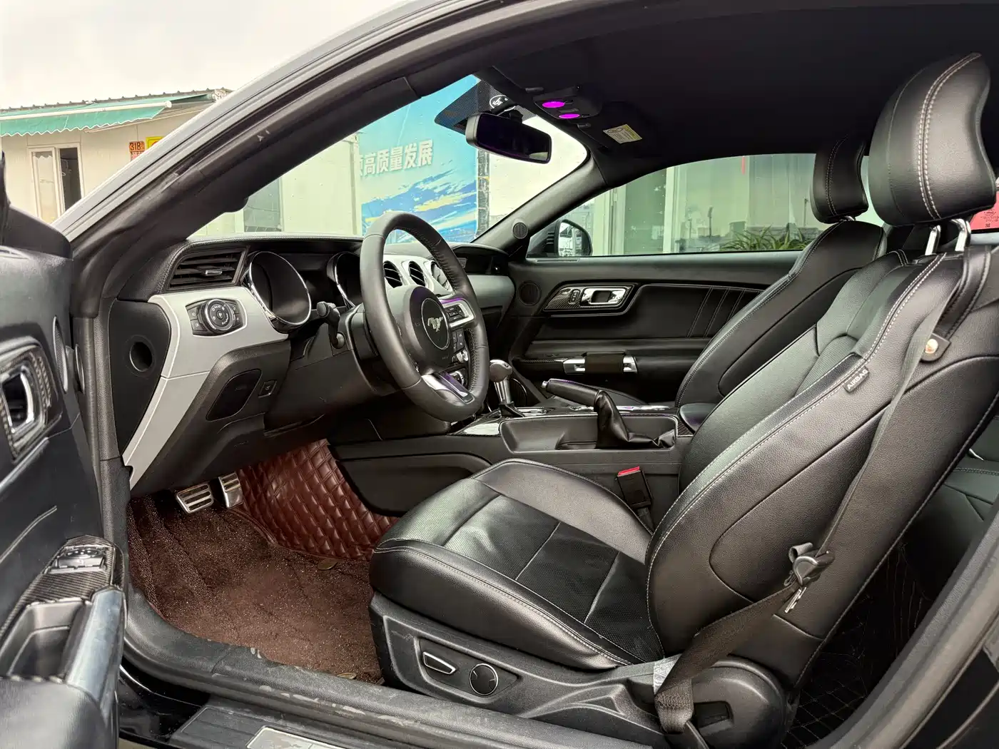 Ford Mustang 2015 2.3T Performance Edition фото 4
