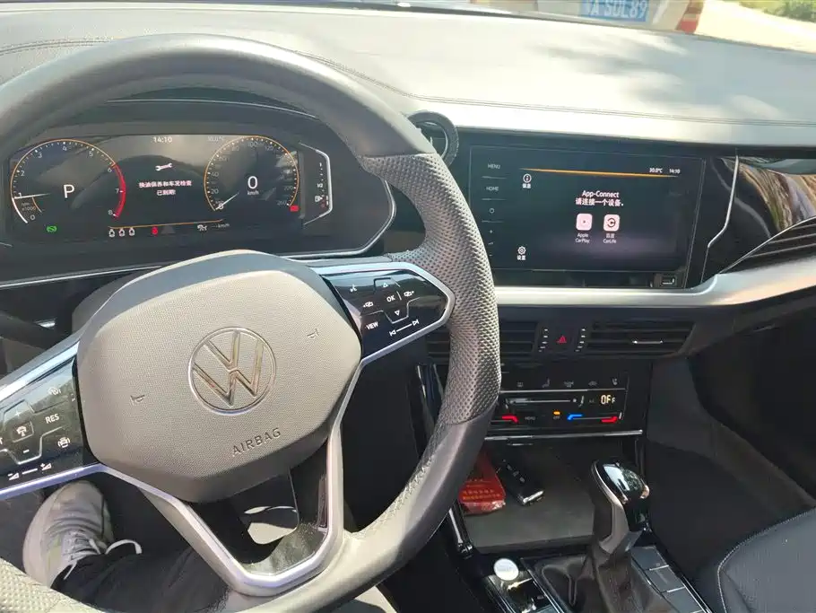 Volkswagen Passat 2024 330TSI Elite Edition фото 12