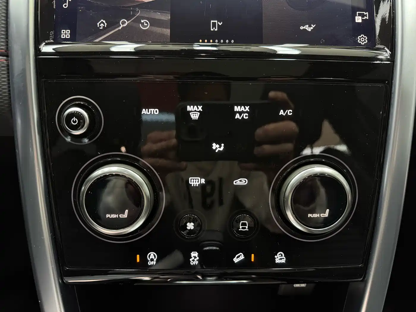 Land Rover Discovery Sport 2022 Model 249PS R-Dynamic S Performance Edition 5-Seater фото 24