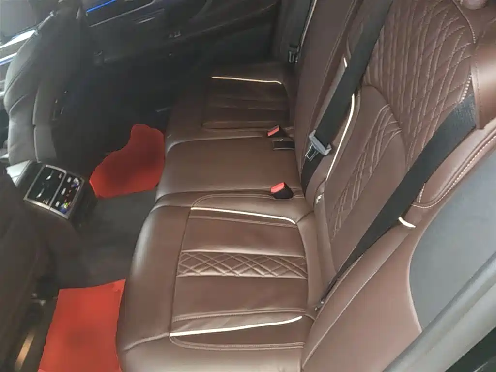 BMW 7 Series 2019 Facelift 730Li Luxury Package фото 17