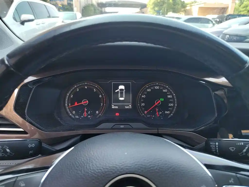 Volkswagen Tharu 2021 280TSI 2WD Luxury Plus фото 12