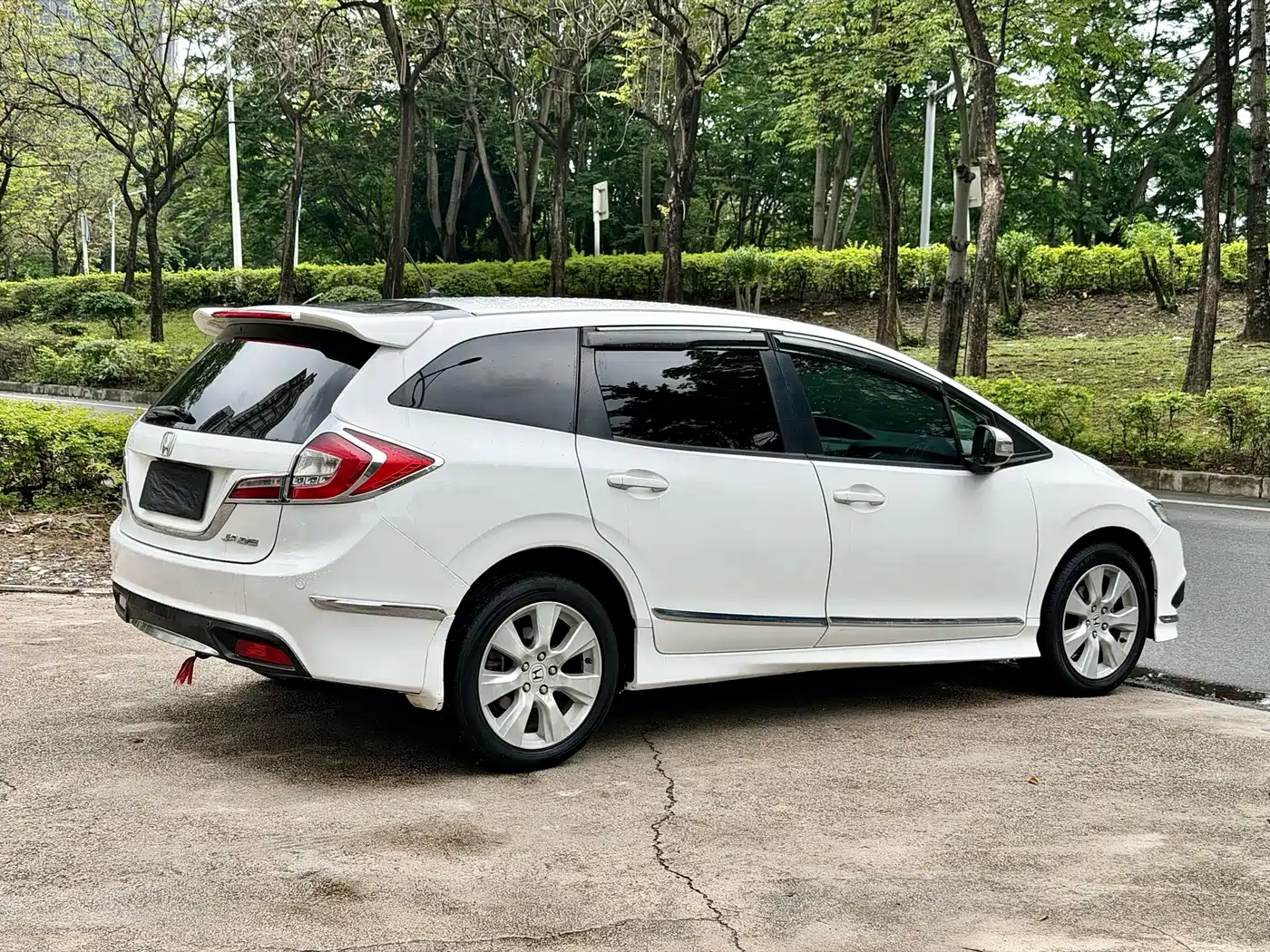 Honda Jade 2014 2013 1.8L Automatic Comfort Edition 5-seater