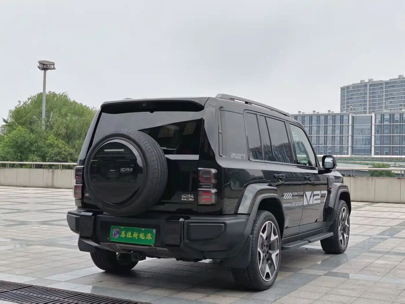 iCAR V27 2026 2026 200KM AWD Falcon 500