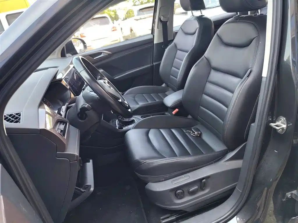 Volkswagen Tharu 2021 280TSI 2WD Luxury Plus фото 16