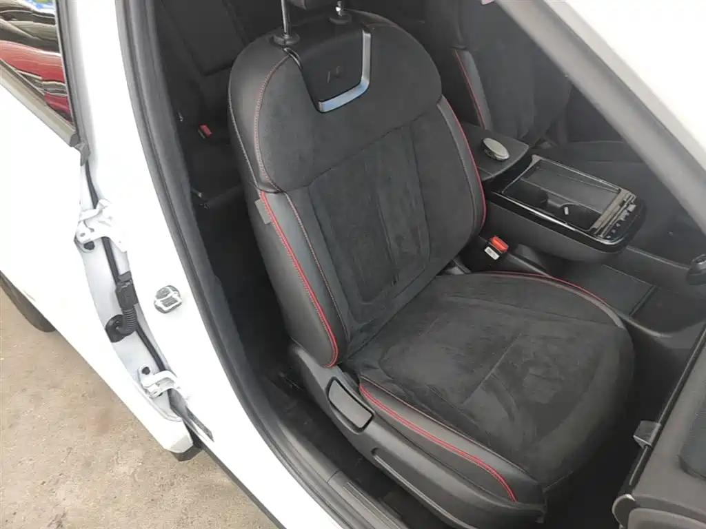Hyundai Tucson 2025 Tucson L 1.5T Elite N-Line фото 25