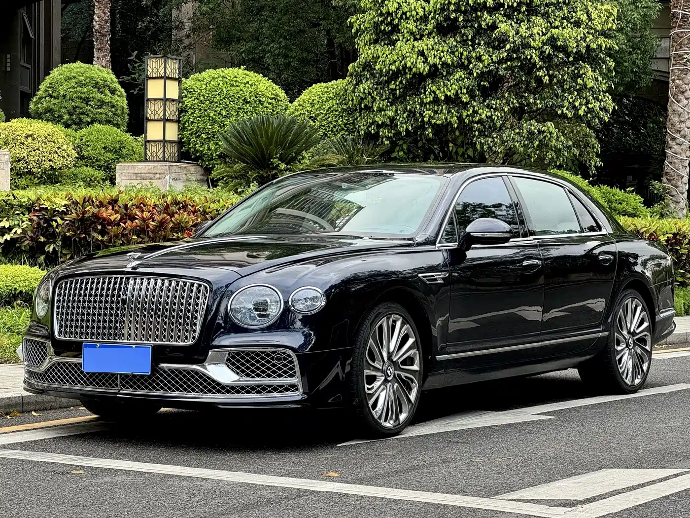 Bentley Flying Spur 2011 2010 6.0T 5-seater Version
