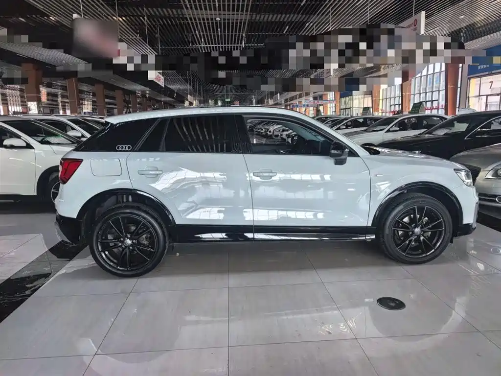 Audi Q2L 2021 35 TFSI Progressive Dynamic фото 8