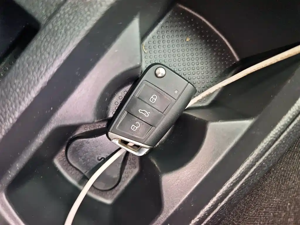 Volkswagen T-ROC 2022 280TSI DSG 2WD Elite PLUS фото 12