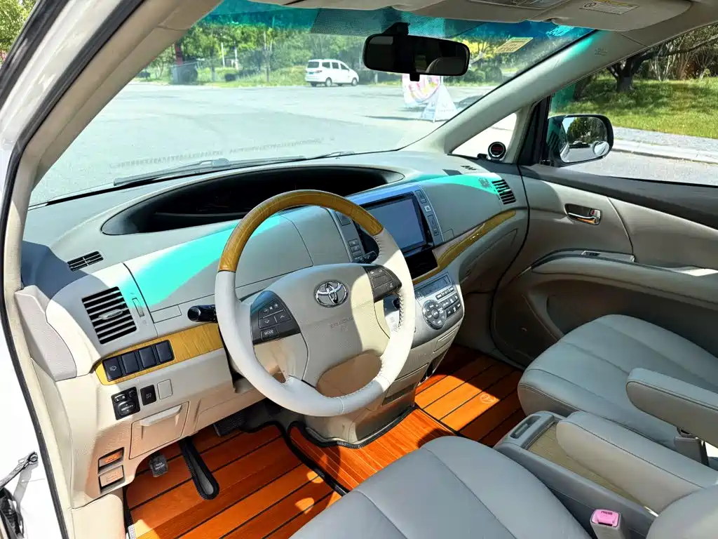 Toyota Previa 2011 2012 3.5L 7-Seater Luxury Model