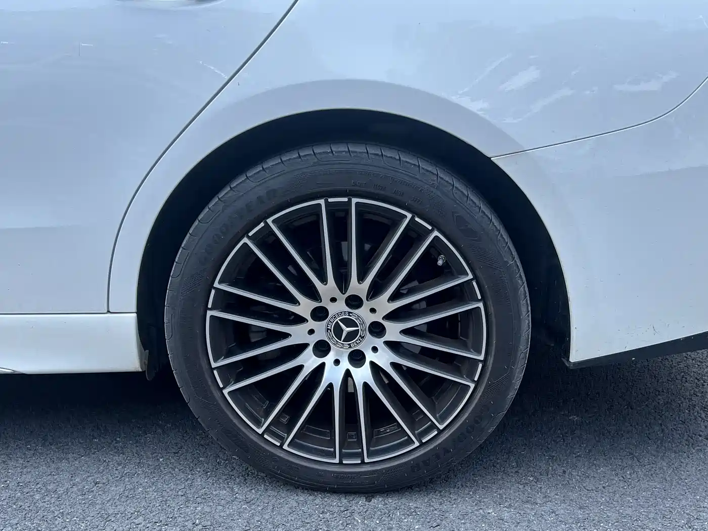 Mercedes-Benz C-Class 2024 C 260 L Sport фото 17