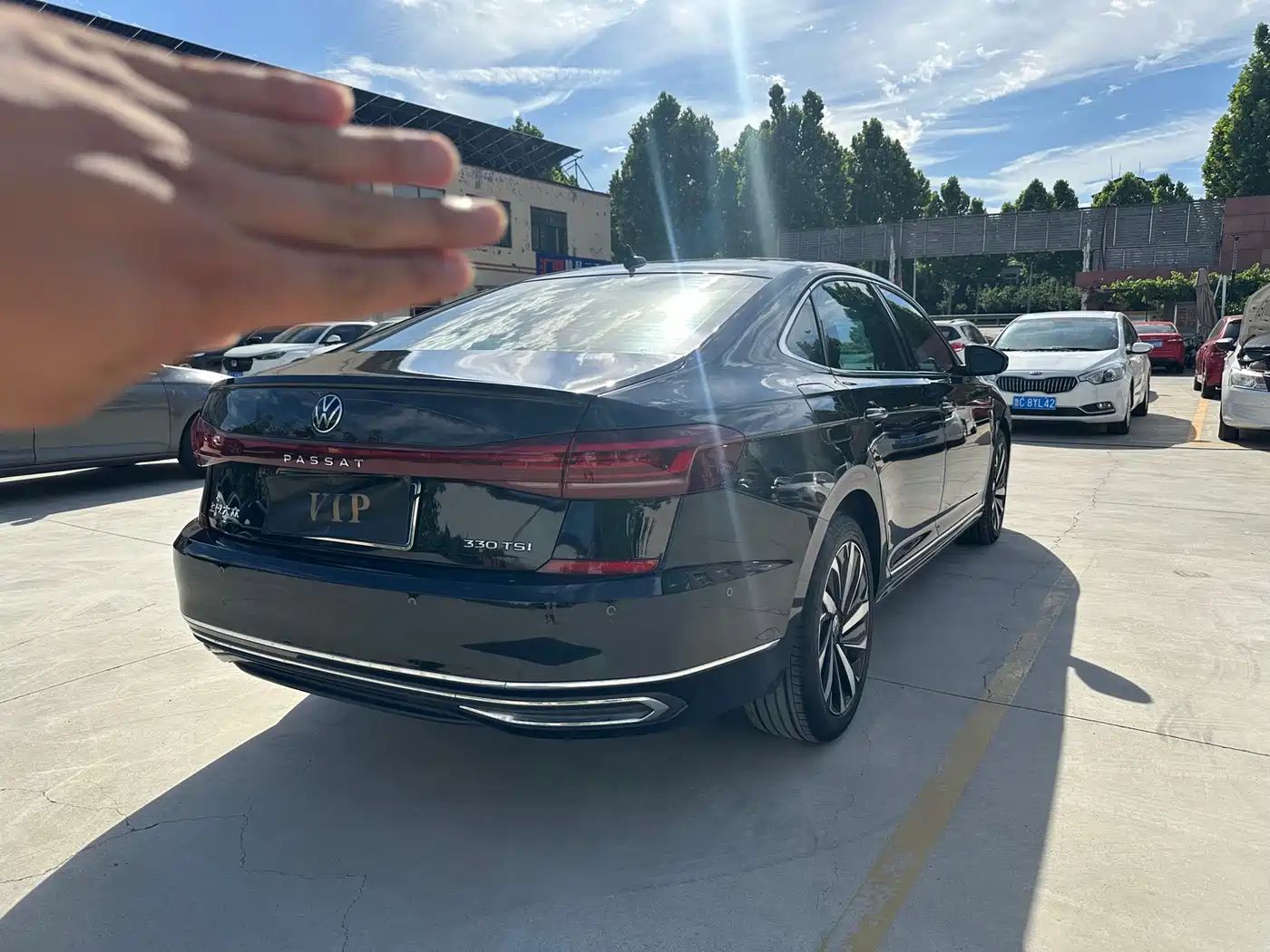 VOLKSWAGEN PASSAT