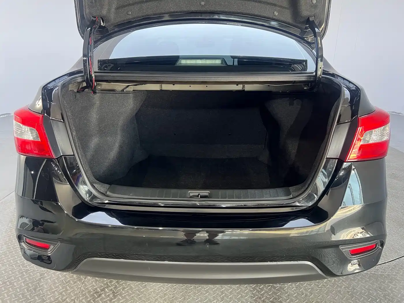 Nissan SYLPHY, миниатюра 17