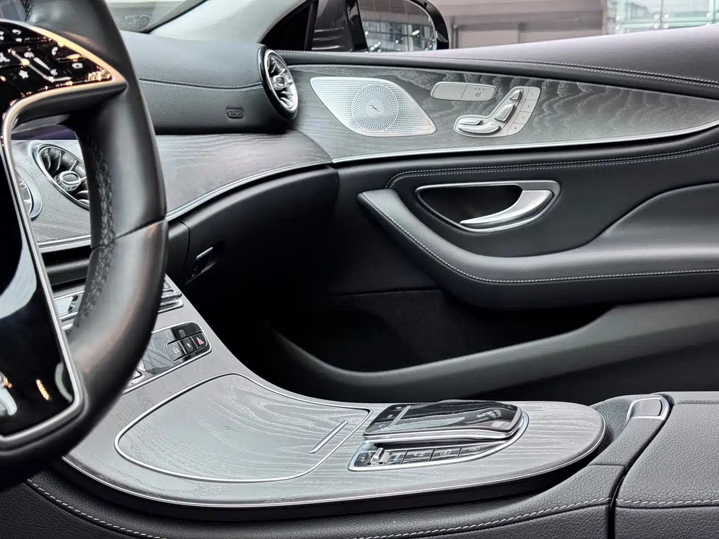 Mercedes-Benz CLS 2022 CLS 300 Dynamic фото 11