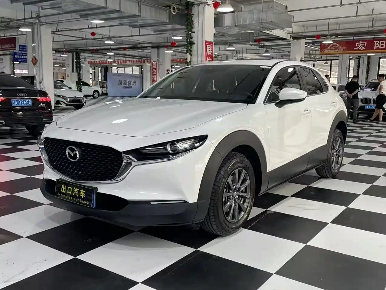 Фото 1 - Mazda CX-30